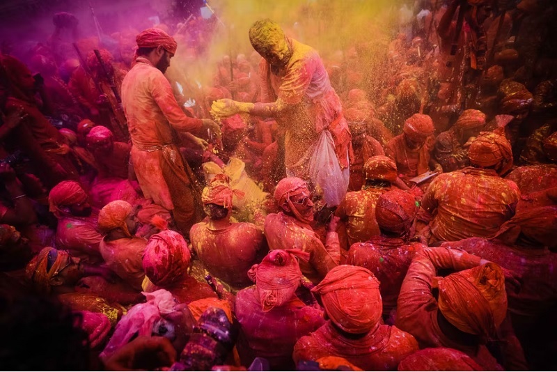Holi